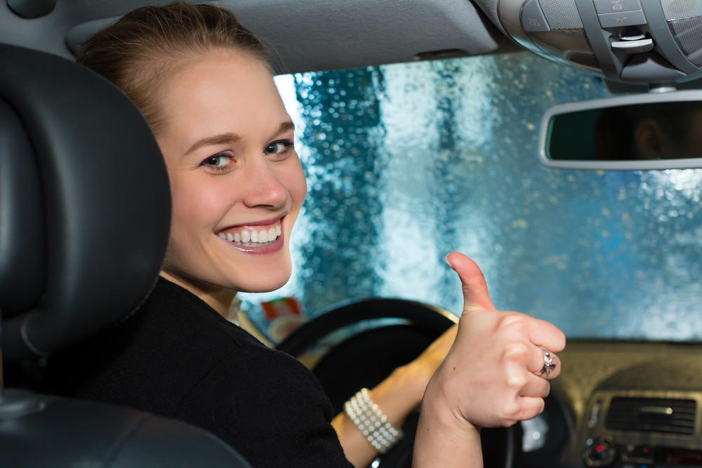 Is It Time For Auto Rear View Mirror Installation & Repair Service In Snohomish County?