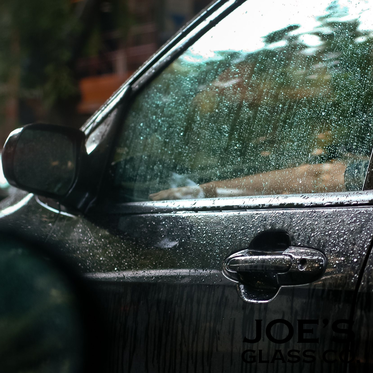 Joe’s Glass Co. is on a Roll with Auto Regulator Door Window Replacement in Mercer Island