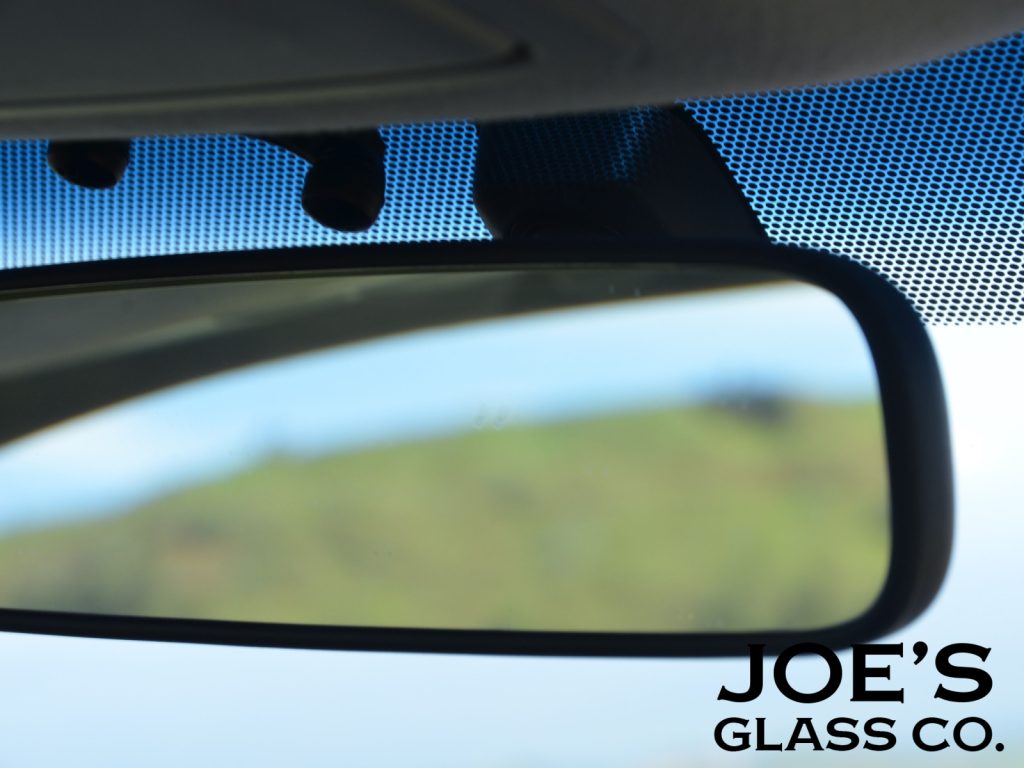 Maintaining Safety and Style with Rearview Mirror Repair Services